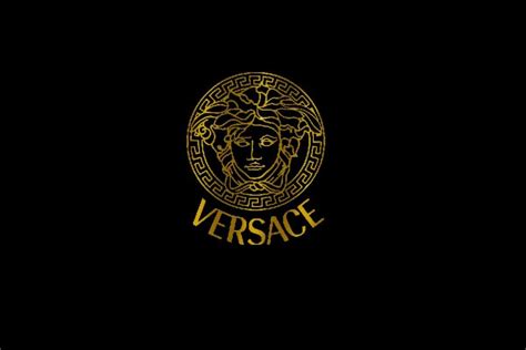 de que pais es la marca versace|who owns versace.